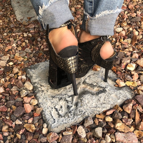 H. Williams 120MM platform Python Snake He… - Picture 5 of 8